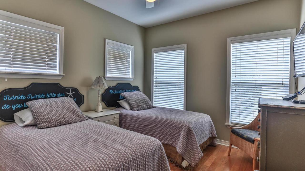 Biglows Bungalow - About A Quarter Mile To Private Neighborhood Beach Access, Pet Friendly, Community Pool Destin Luaran gambar