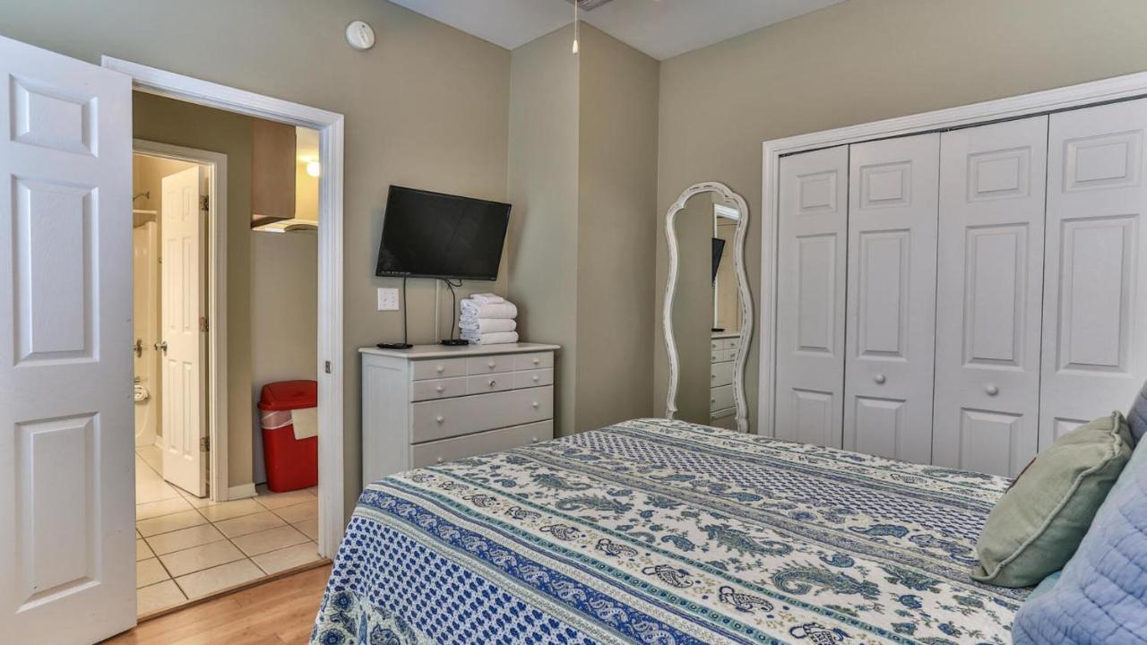 Biglows Bungalow - About A Quarter Mile To Private Neighborhood Beach Access, Pet Friendly, Community Pool Destin Luaran gambar